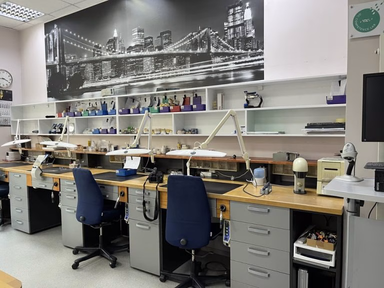 Protetica pe Implant Clinica Stomatologica DipaDent Bucuresti